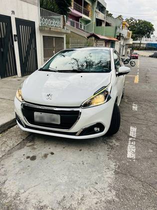 PEUGEOT 208 1.6 ALLURE 16V FLEX 4P AUTOMÁTICO
